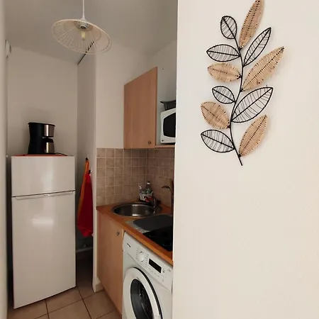 Avec Terrasse Et Parking En Centre D'uzes Apartmán
