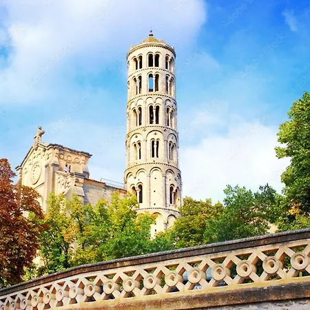Avec Terrasse Et Parking En Centre D'uzès Appartamento Uzès